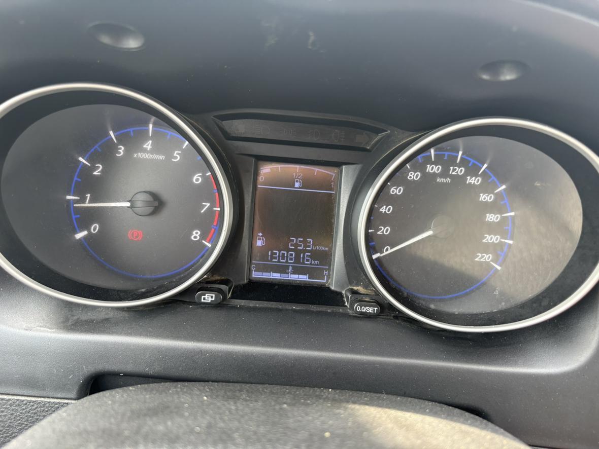 Dongfeng Fengxing X5 2015 thumb 5