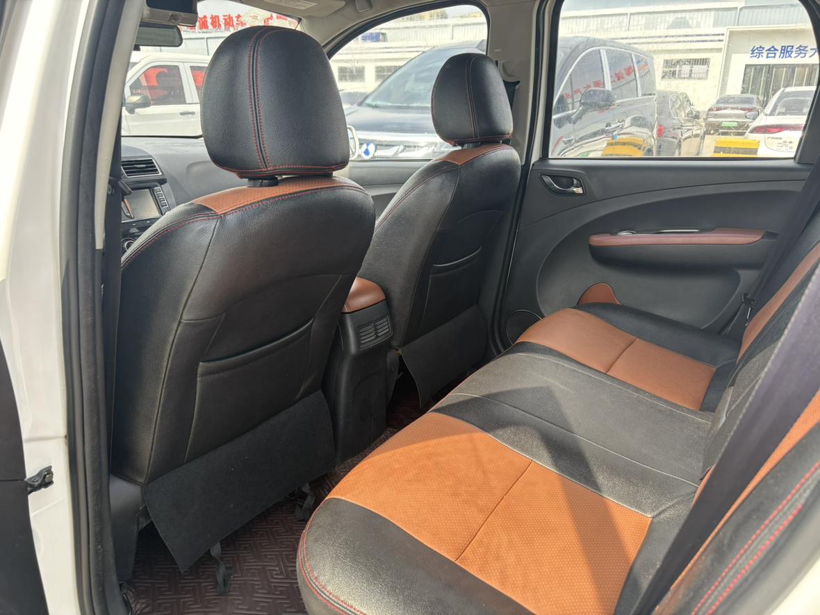 Dongfeng Fengxing X5 2015 thumb 8