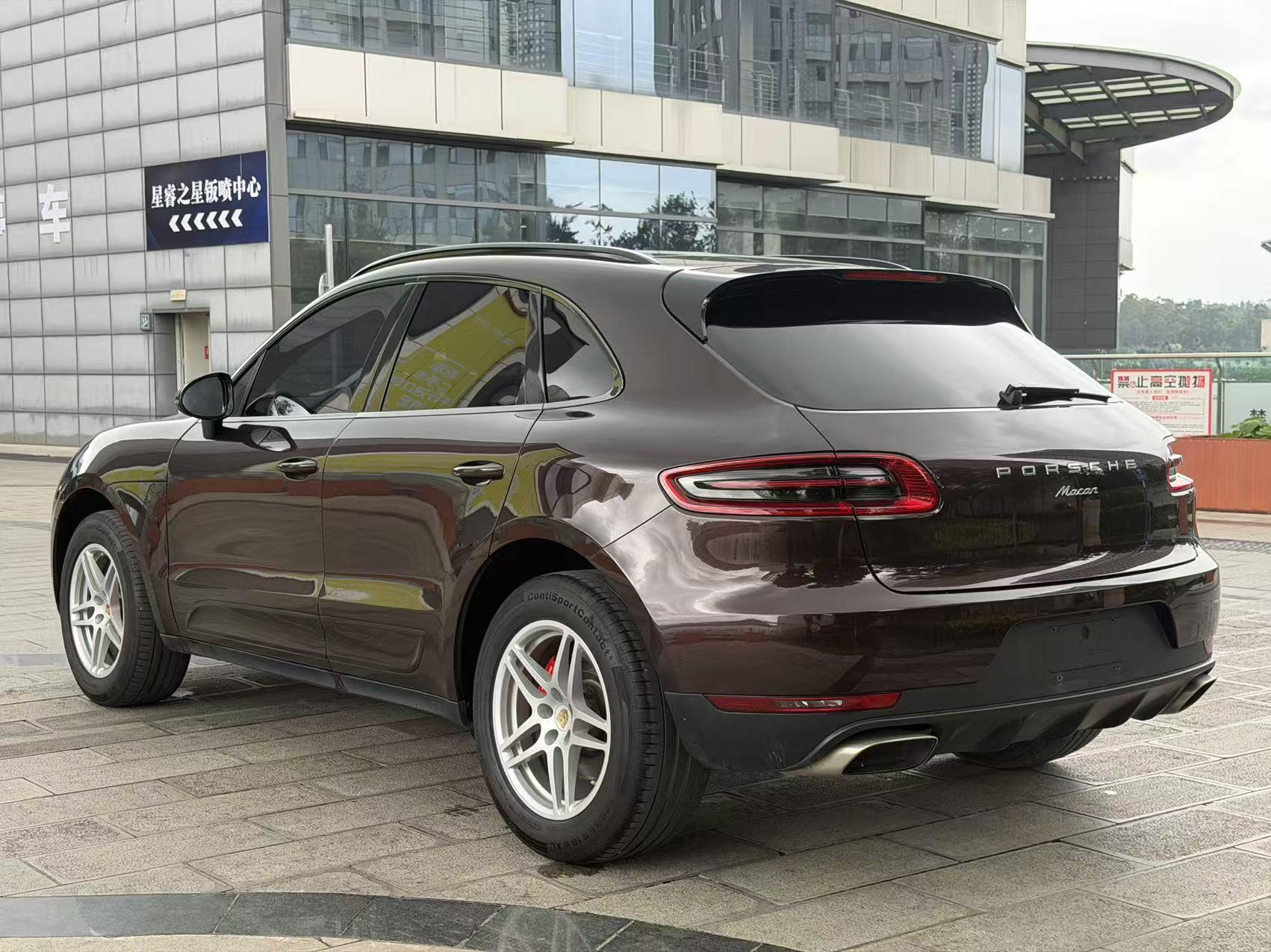 Porsche Macan 2017 thumb 11