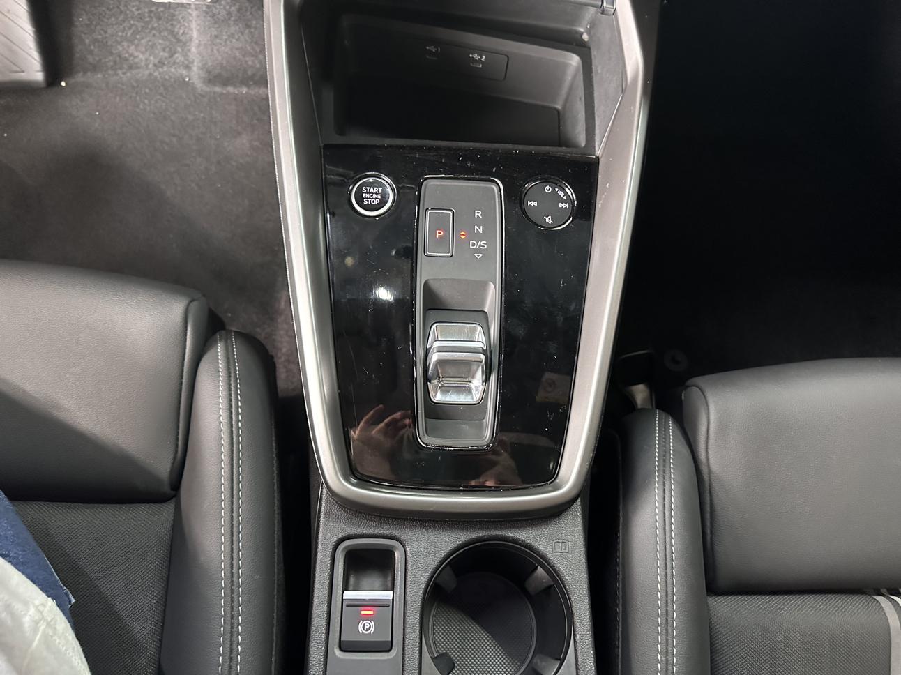 Audi A3 2022 thumb 10