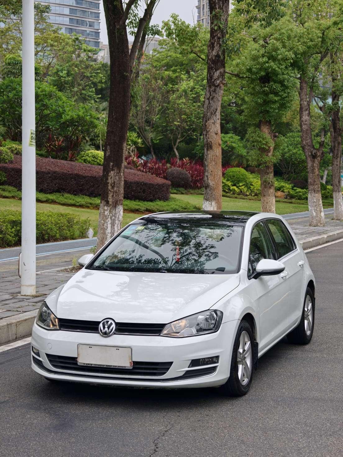 Volkswagen Golf Sportsvan 2015 thumb 7