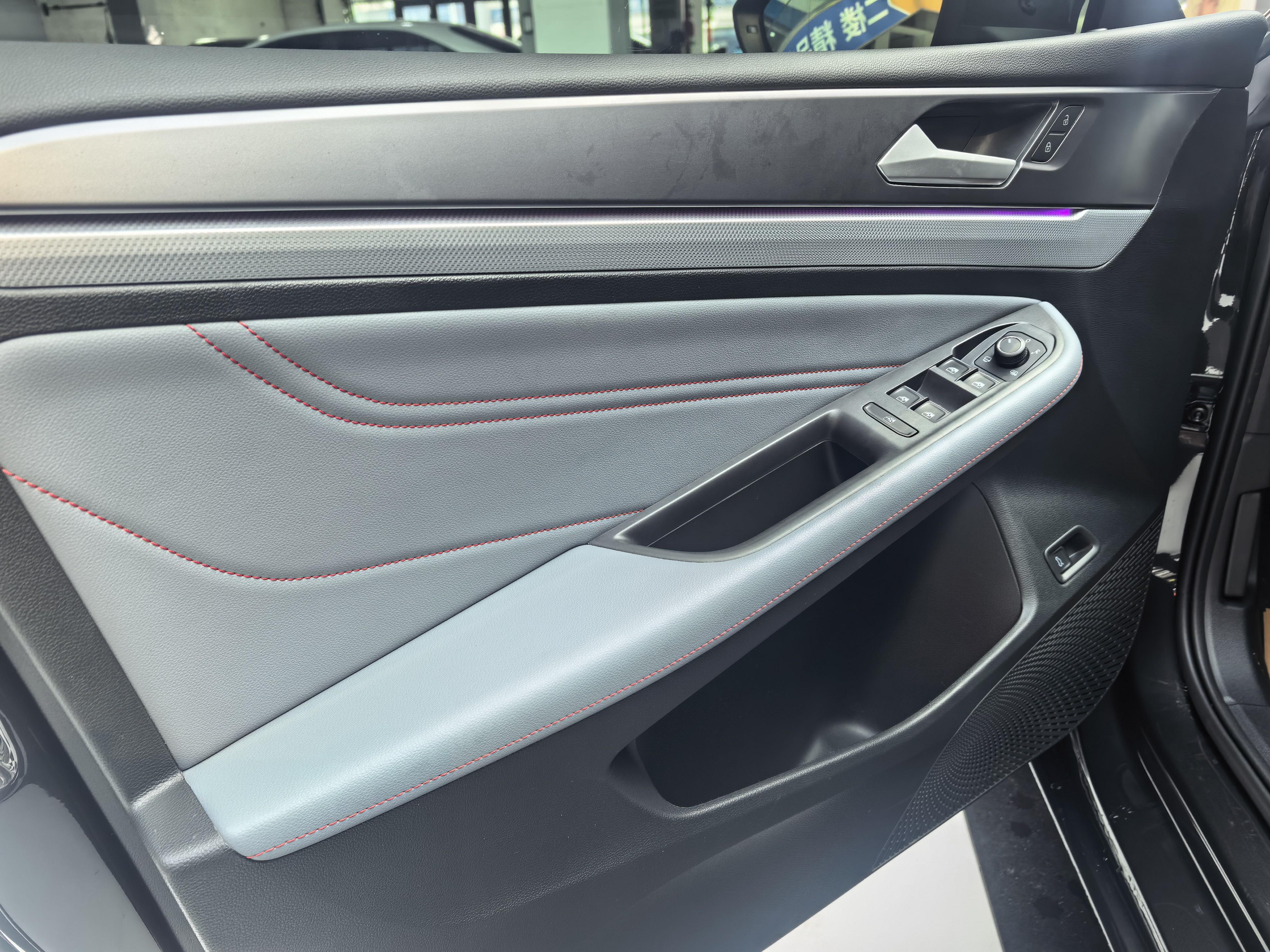 Volkswagen Lamando 2023 thumb 6