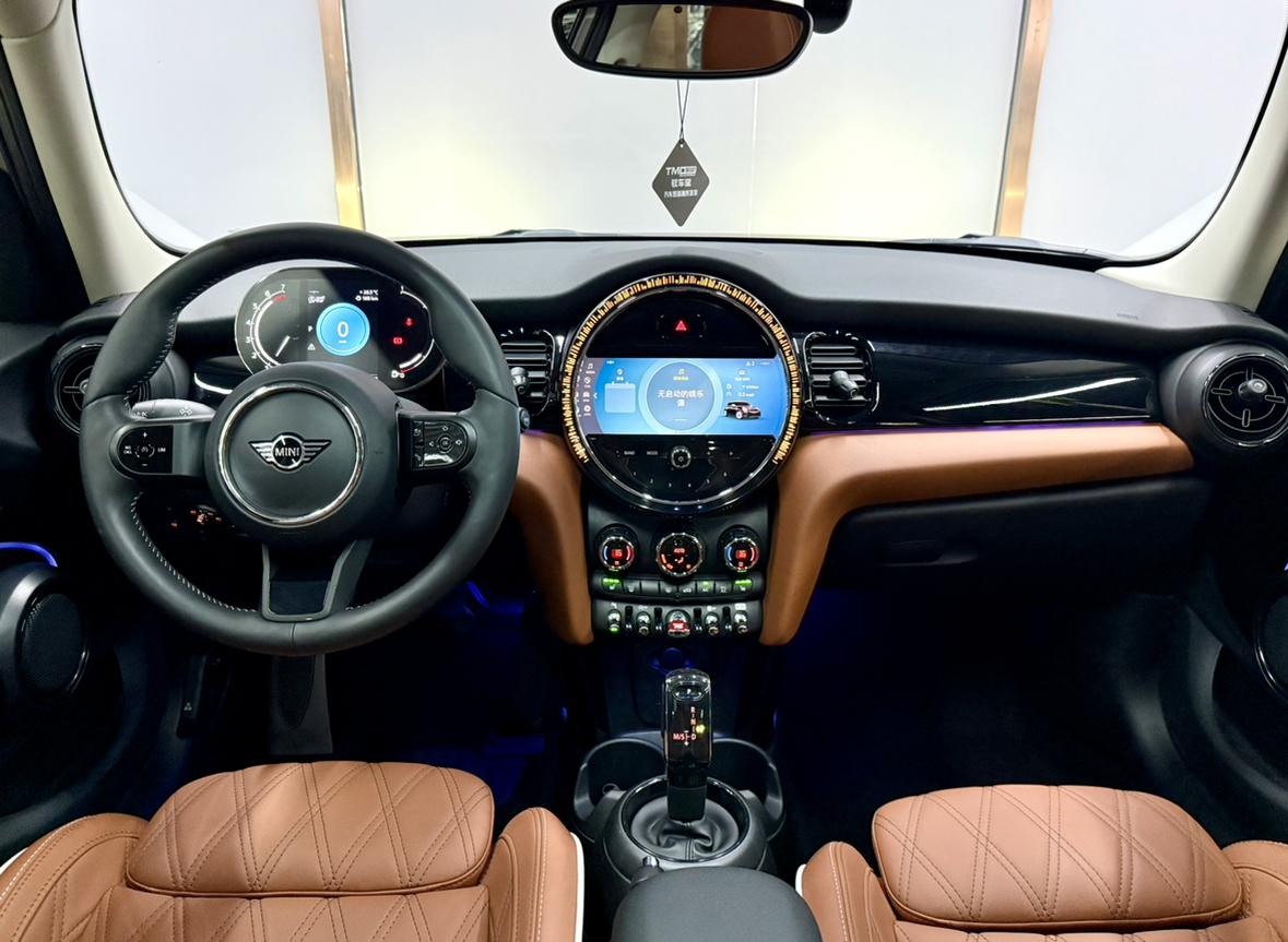 Mini Hatch 2022 thumb 6