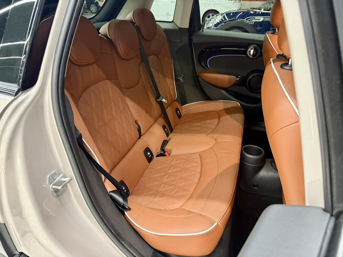 Mini Hatch 2022 thumb 12