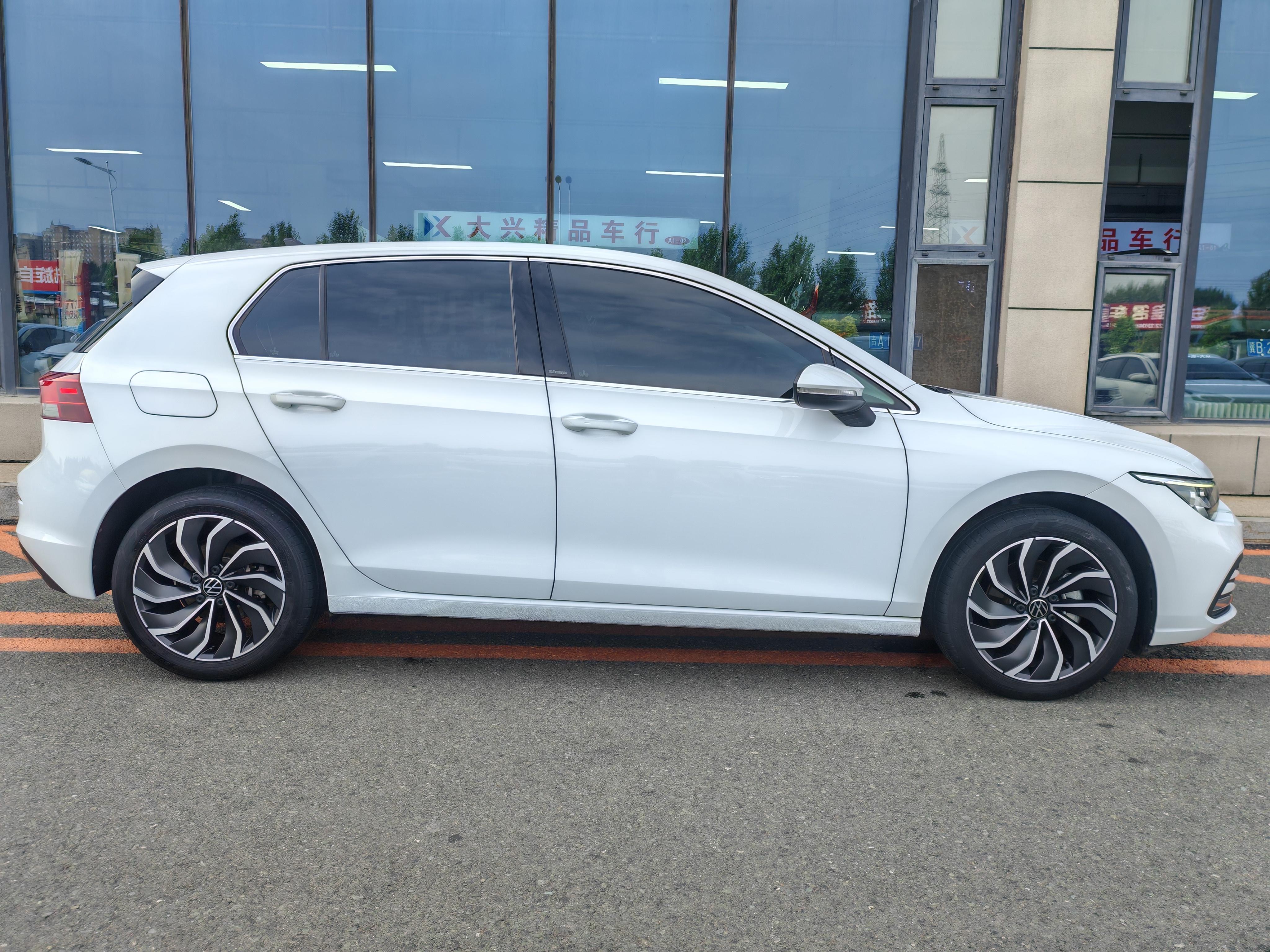 Volkswagen Golf Sportsvan 2023 thumb 5