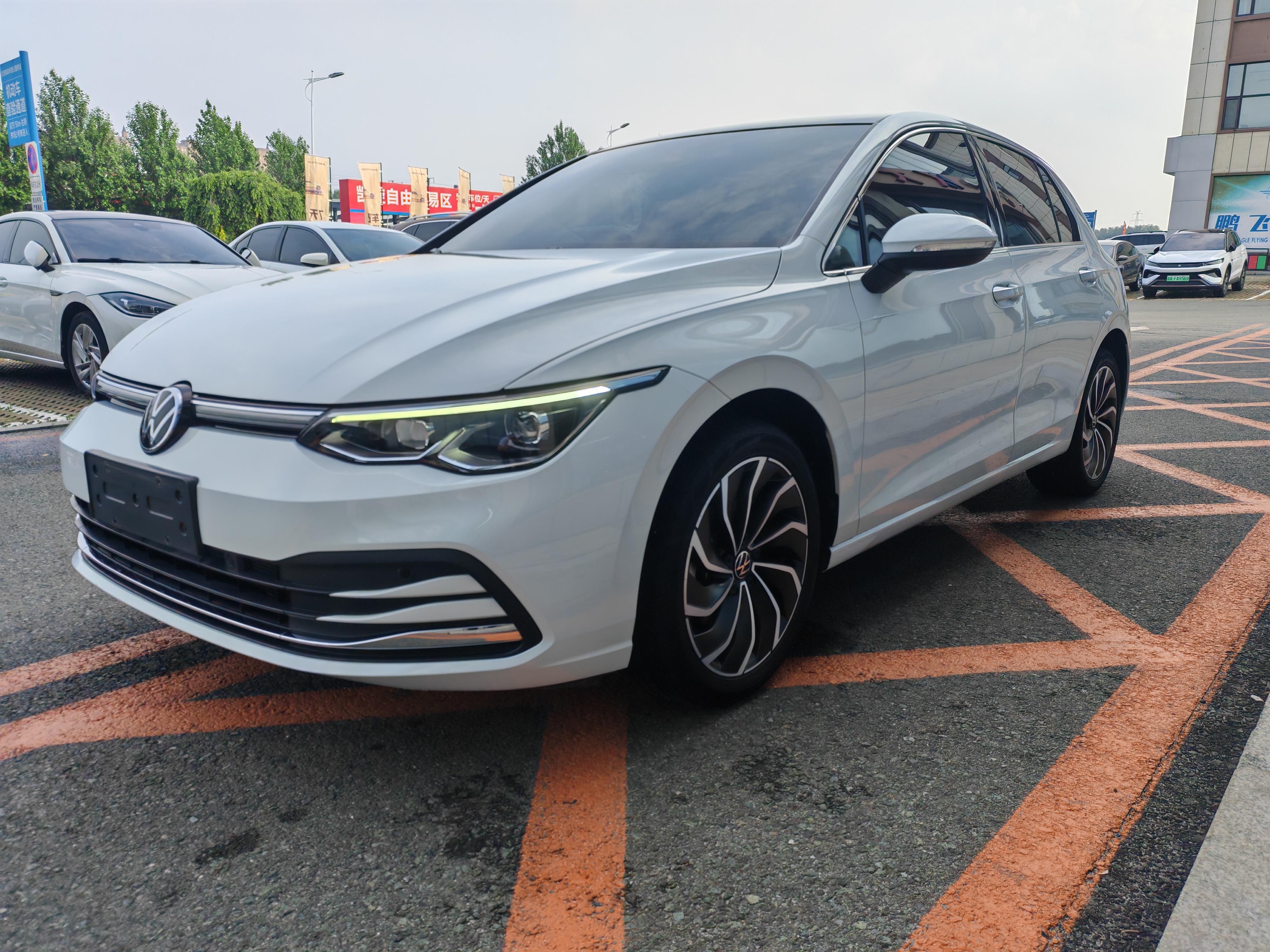 Volkswagen Golf Sportsvan 2023 thumb 10