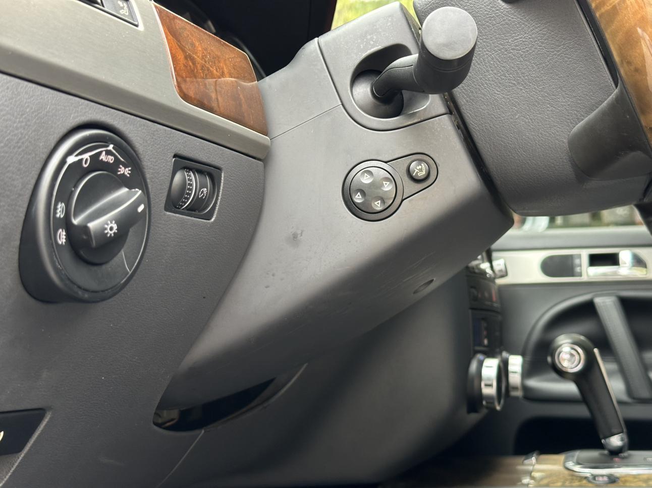Volkswagen Touareg 2010 thumb 11