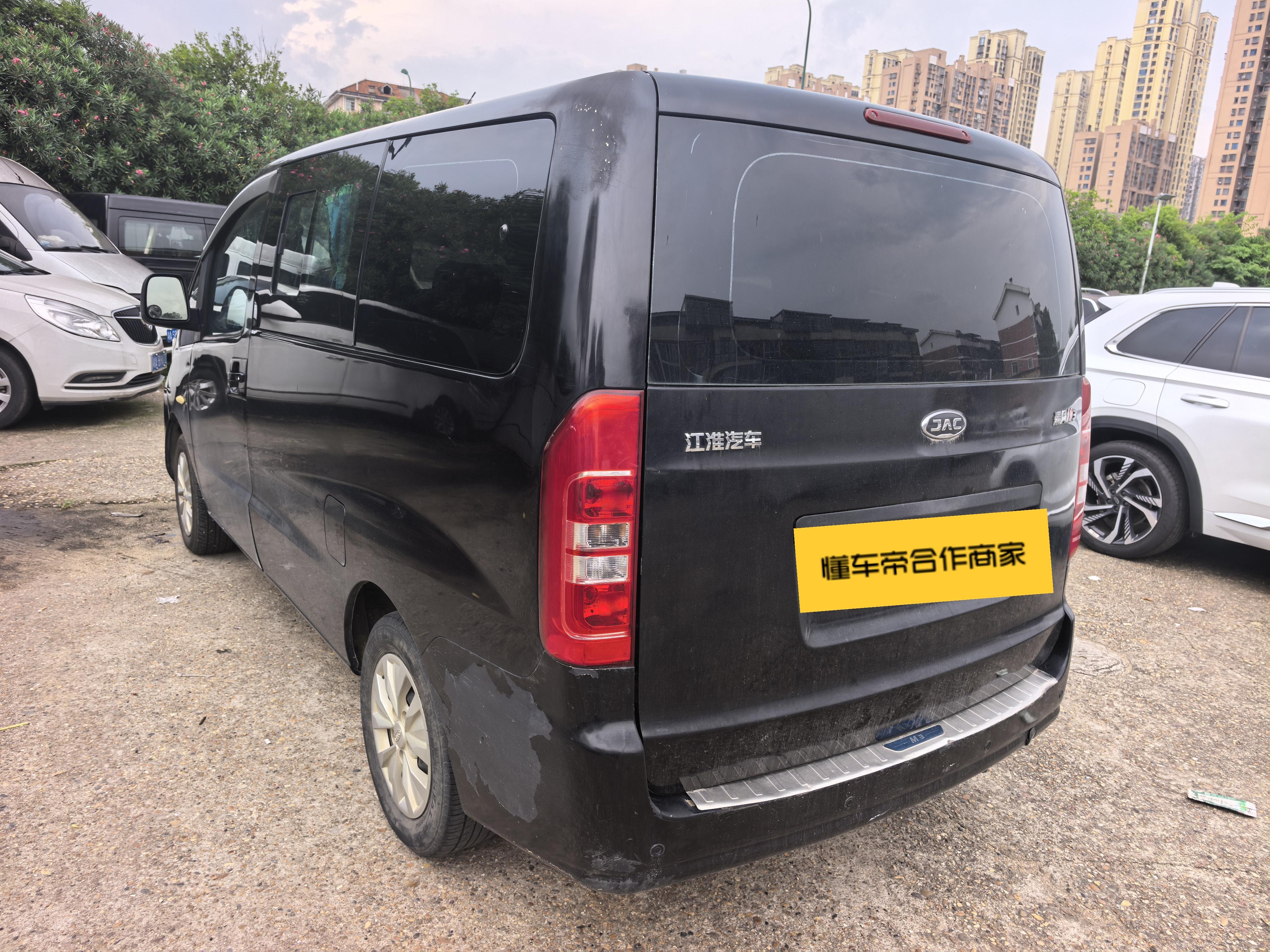 JAC Refine M3 2019 thumb 2