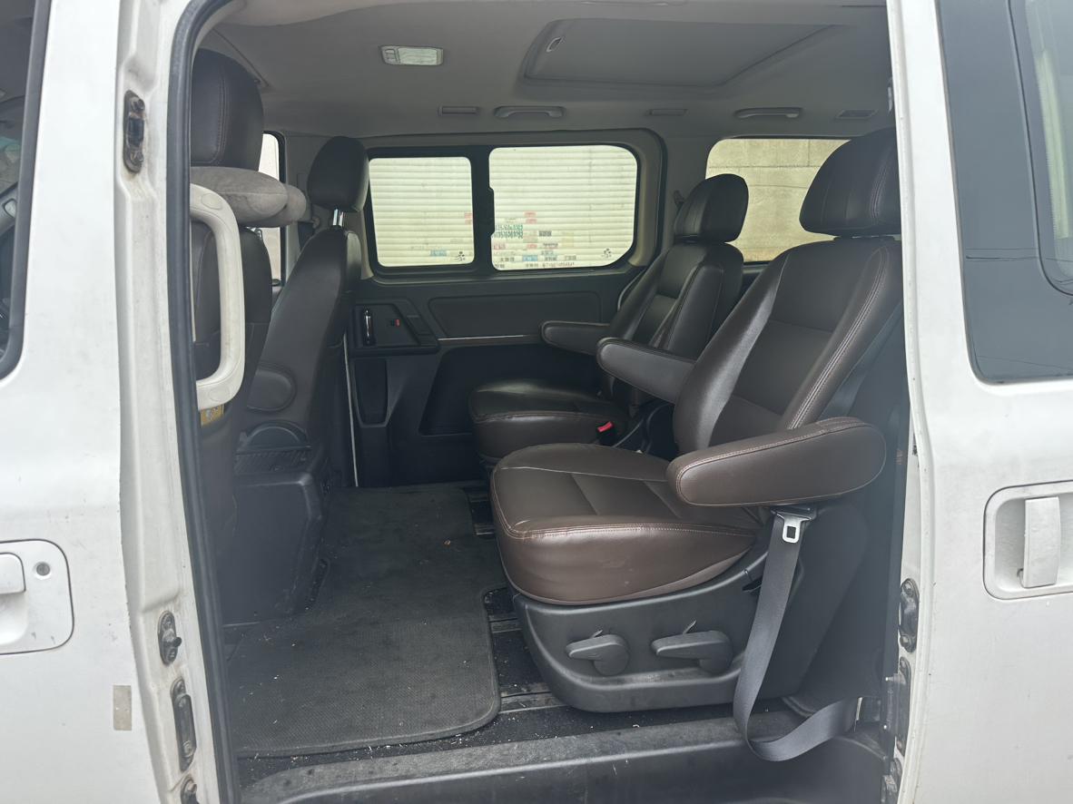 Dongfeng Fengxing M7 2018 thumb 8