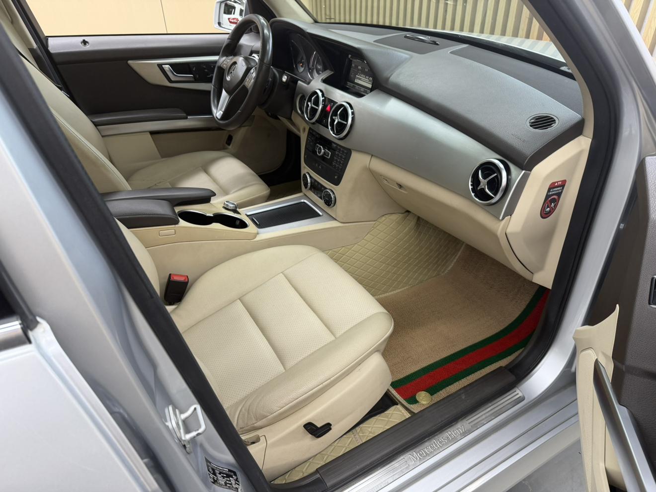 Mercedes-Benz GLK 2013 thumb 11