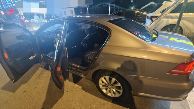 Volkswagen Magotan 2012 thumb 7