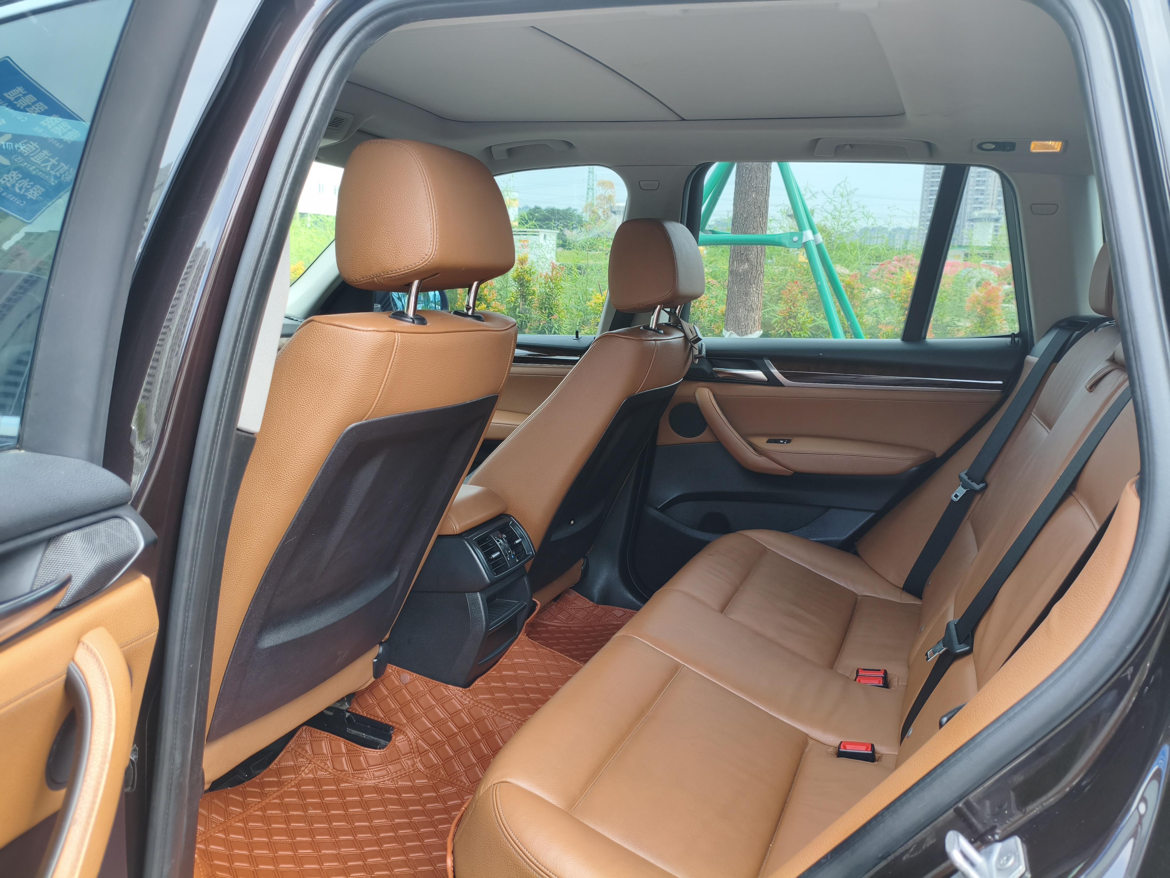 BMW X3 2014 thumb 8