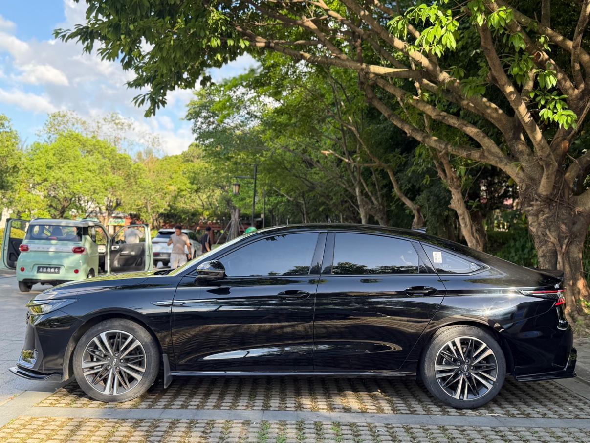 Chery Arrizo 8 2024 thumb 2