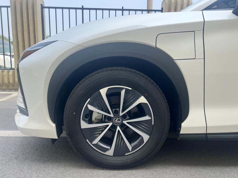 Lexus RZ 2023 thumb 3