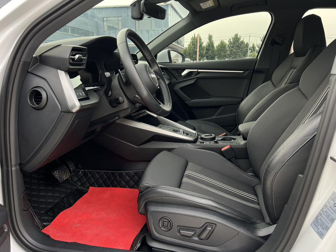 Audi A3 2023 thumb 11