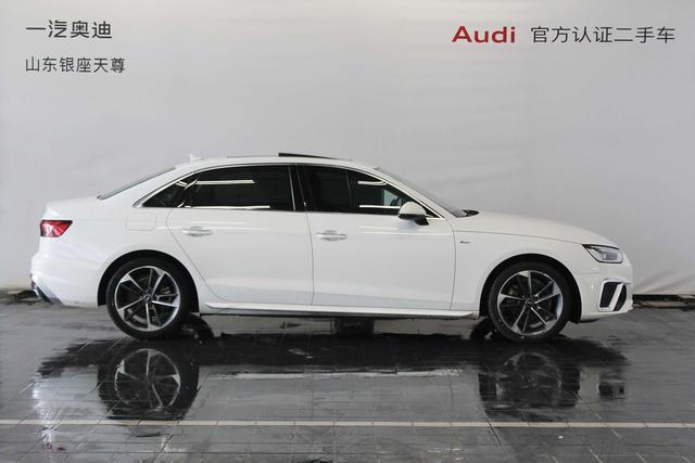 Audi A4 2024 thumb 3