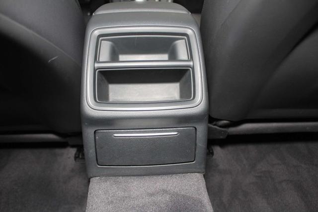 Audi A4 2024 thumb 5