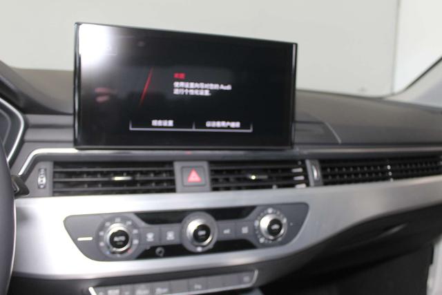 Audi A4 2024 thumb 8