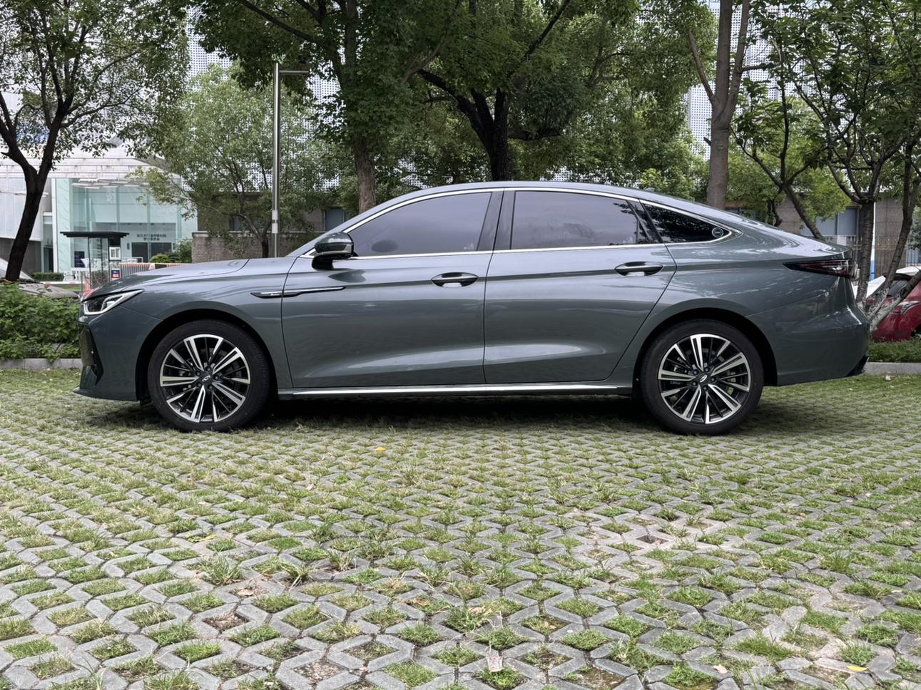 Chery Arrizo 8 PRO 2025 thumb 2