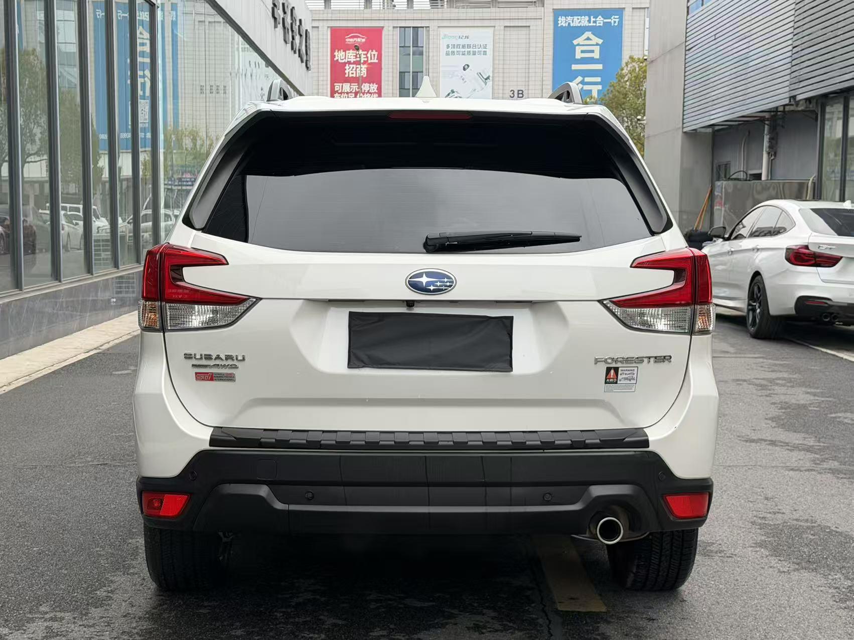 Subaru Forester 2022 thumb 3