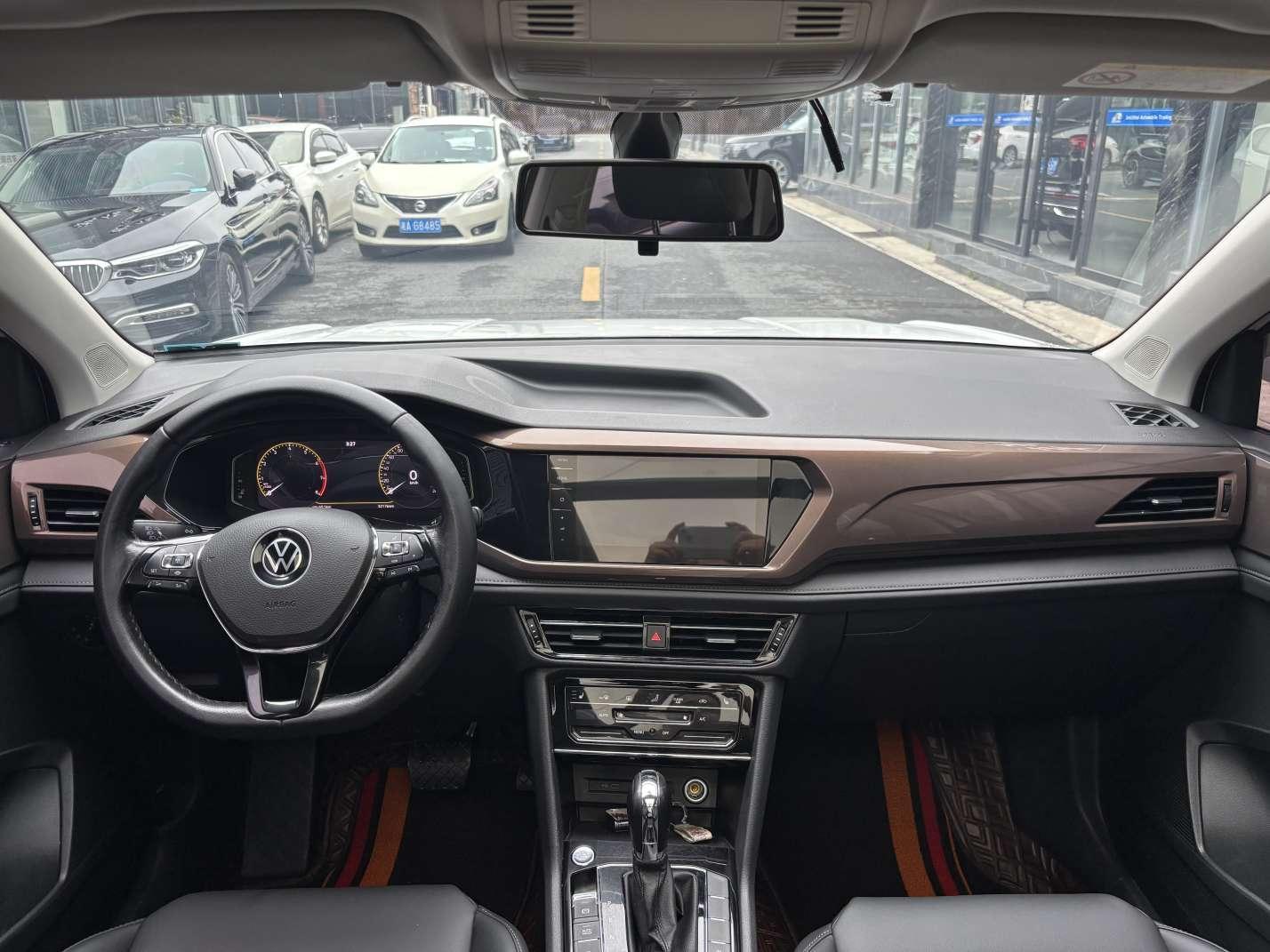 Volkswagen Tharu 2022 thumb 6