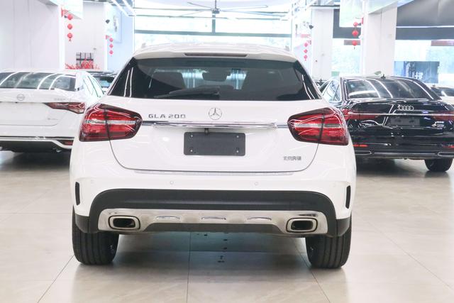 Mercedes-Benz GLA 2019 thumb 2