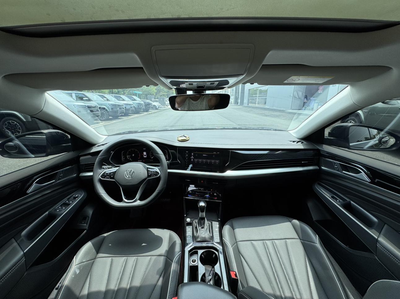 Volkswagen Passat (North America and China) 2024 thumb 5