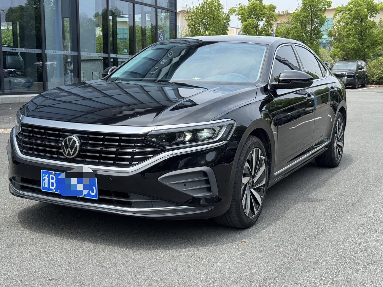 Volkswagen Passat (North America and China) 2024 thumb 9