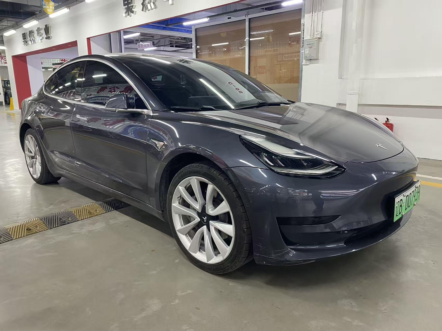 Tesla Model 3 2019 thumb 10