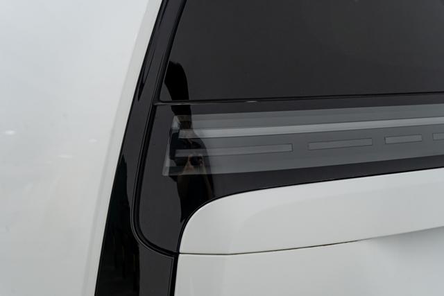 Lixiang (Li Auto) Mega 2024 thumb 11
