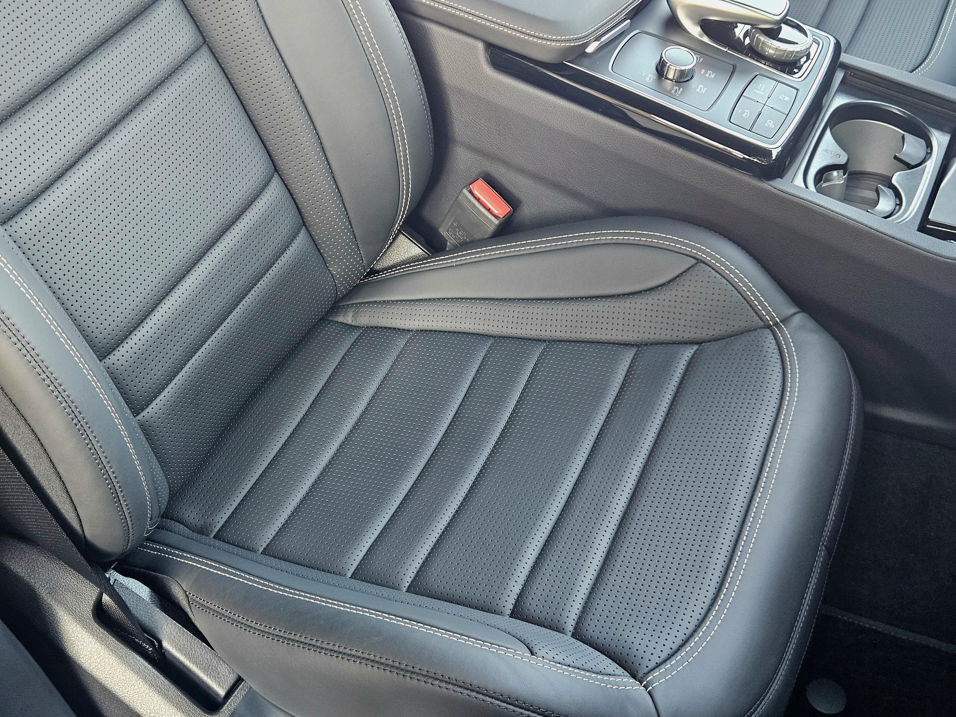 Mercedes-Benz GLS AMG 2017 thumb 6