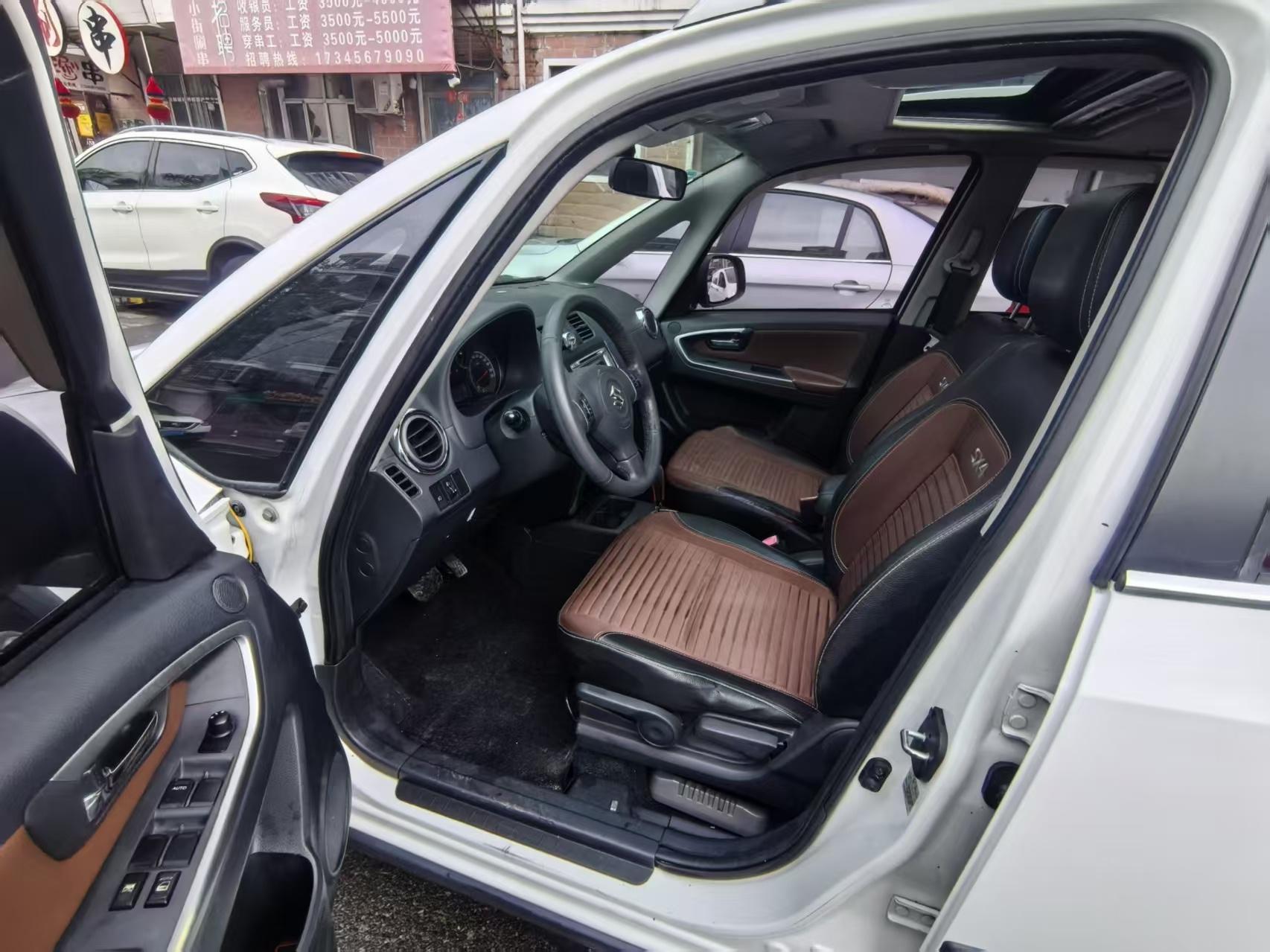 Suzuki SX4 2013 thumb 6