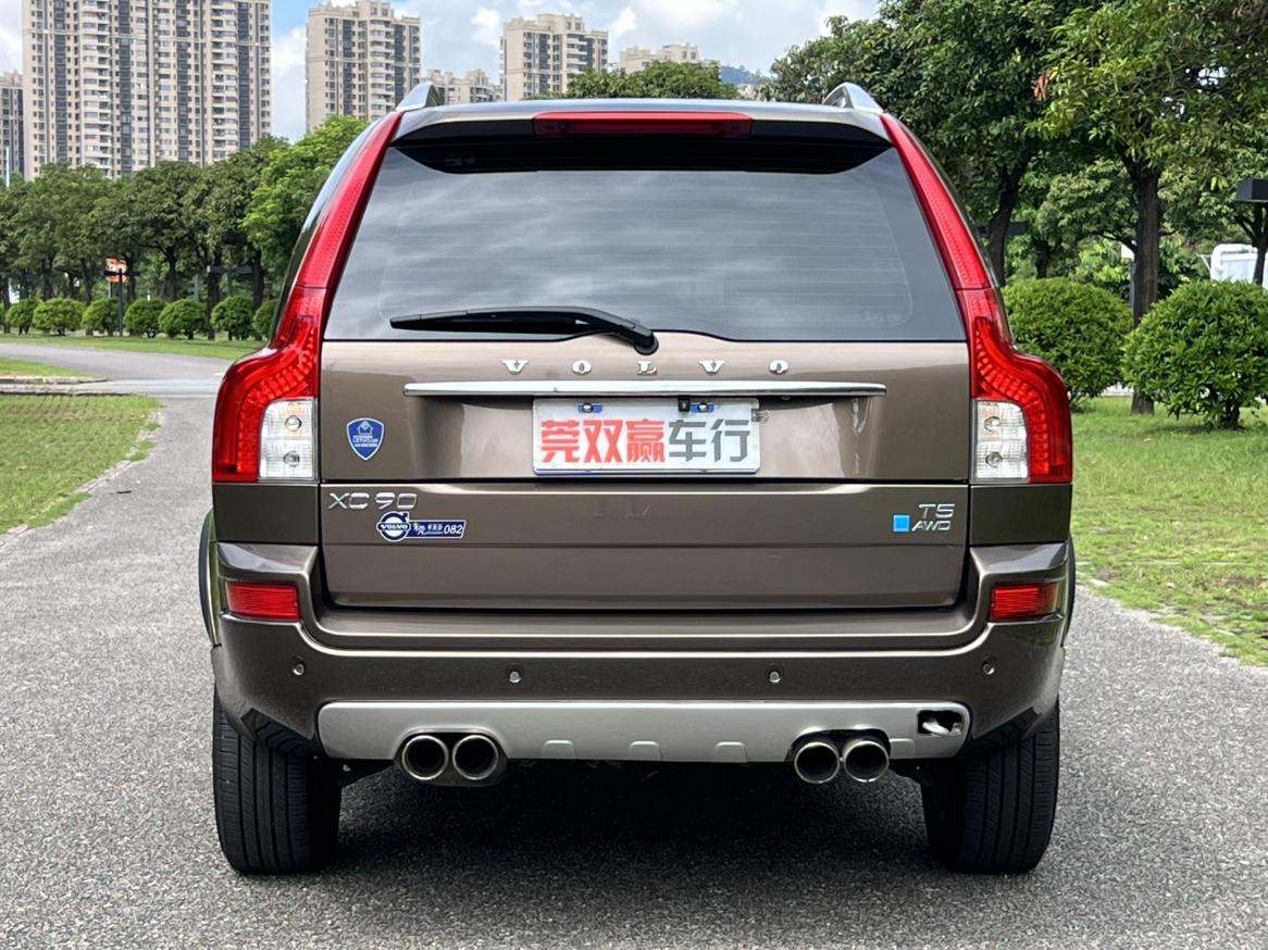 Volvo XC90 2013 thumb 4