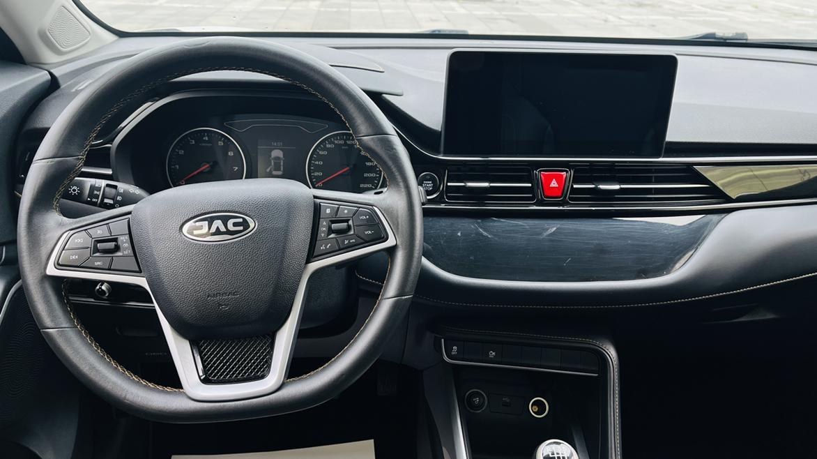 JAC S4 2019 thumb 11