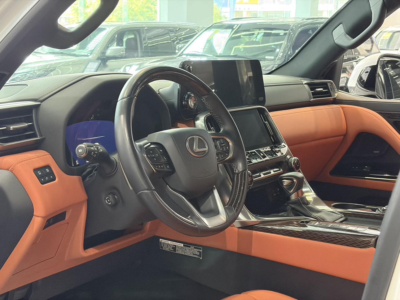 Lexus LX 2023 thumb 5