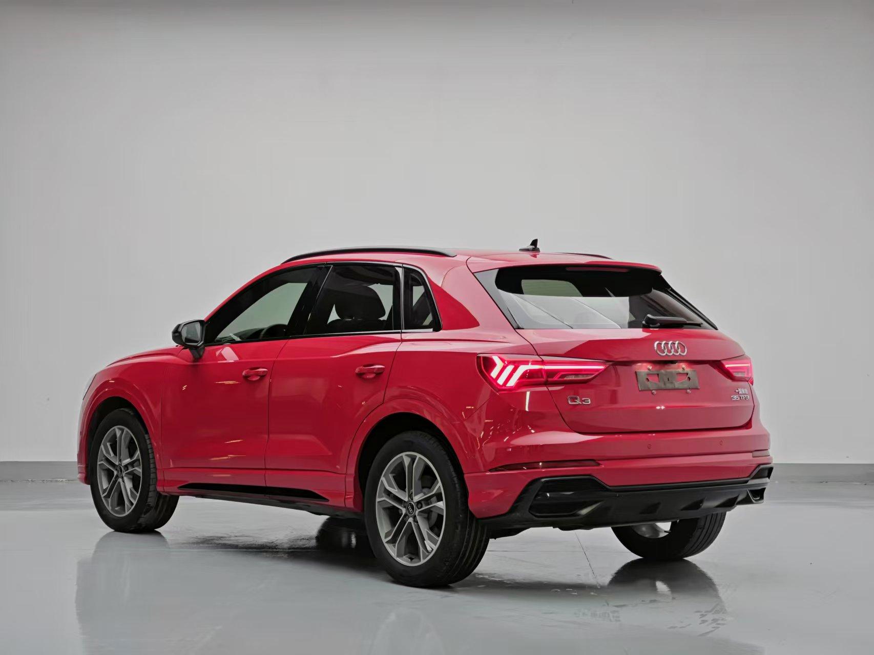 Audi Q3 2023 thumb 2