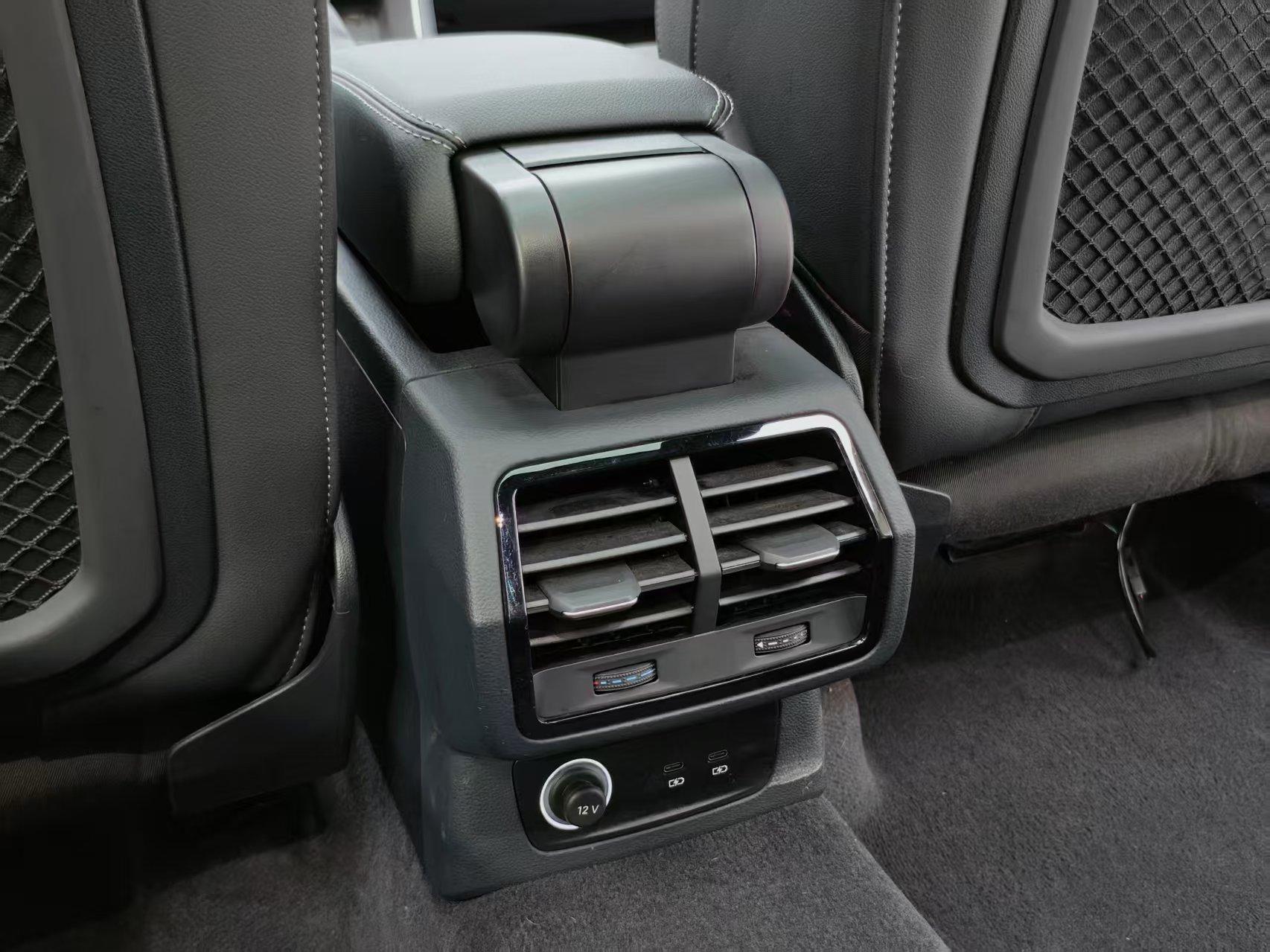 Audi Q3 2023 thumb 6