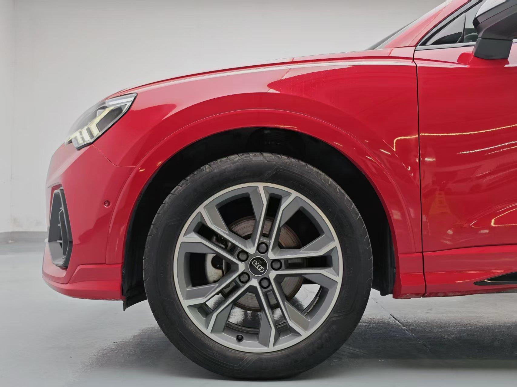 Audi Q3 2023 thumb 7