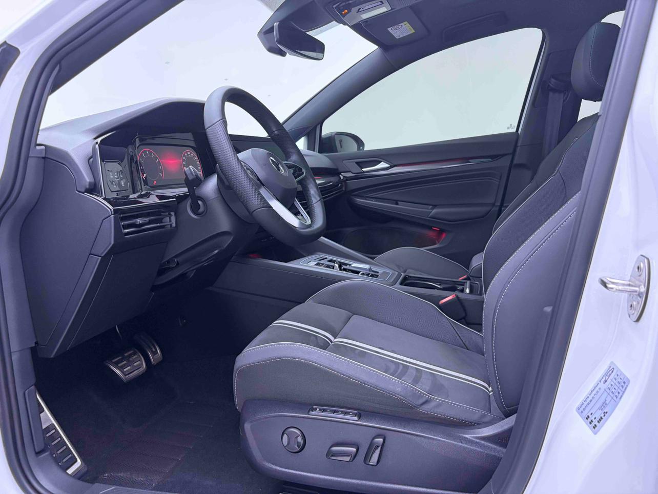 Volkswagen Golf Sportsvan 2021 thumb 12