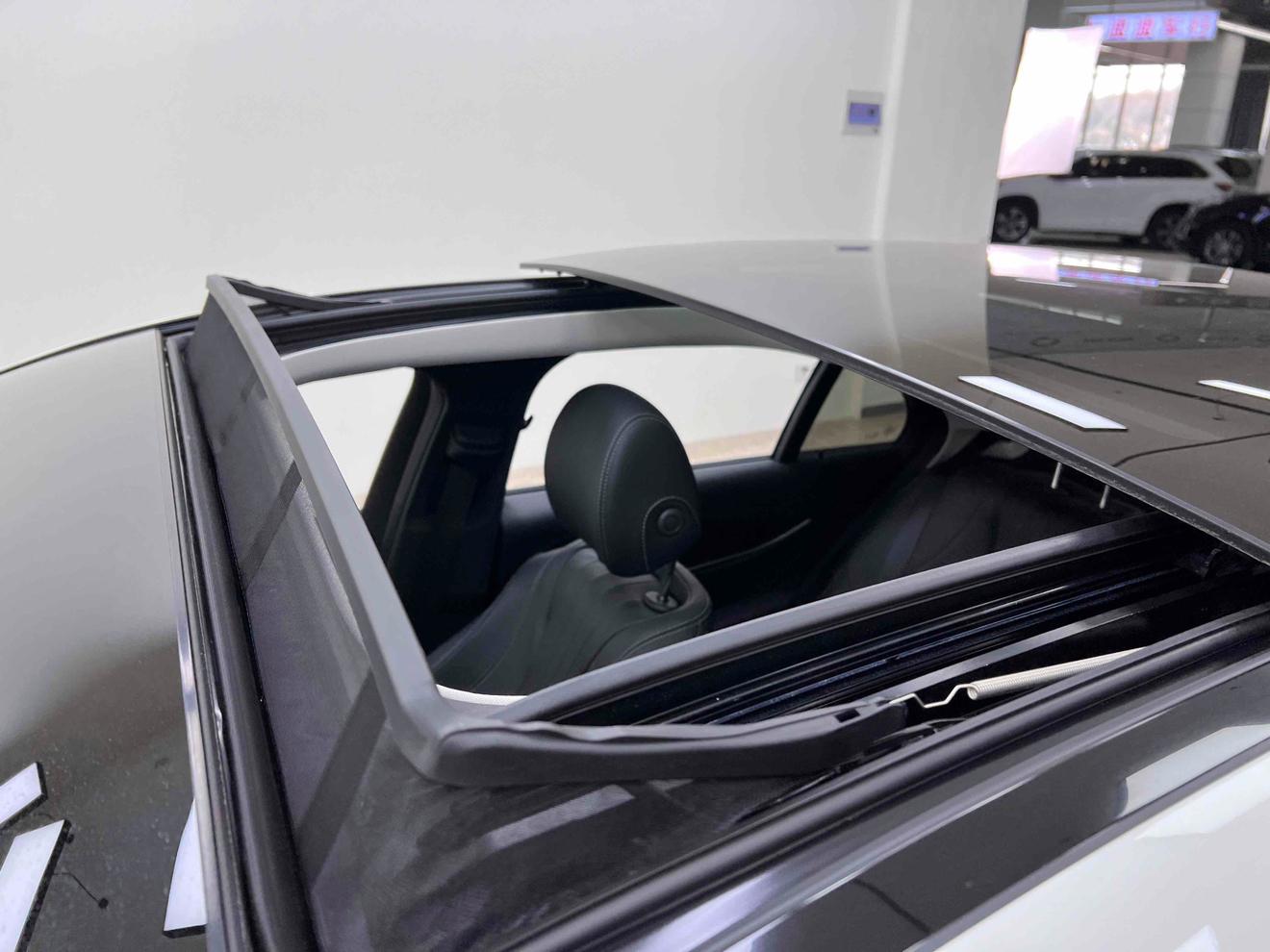 Mercedes-Benz E-Класс 2023 thumb 10