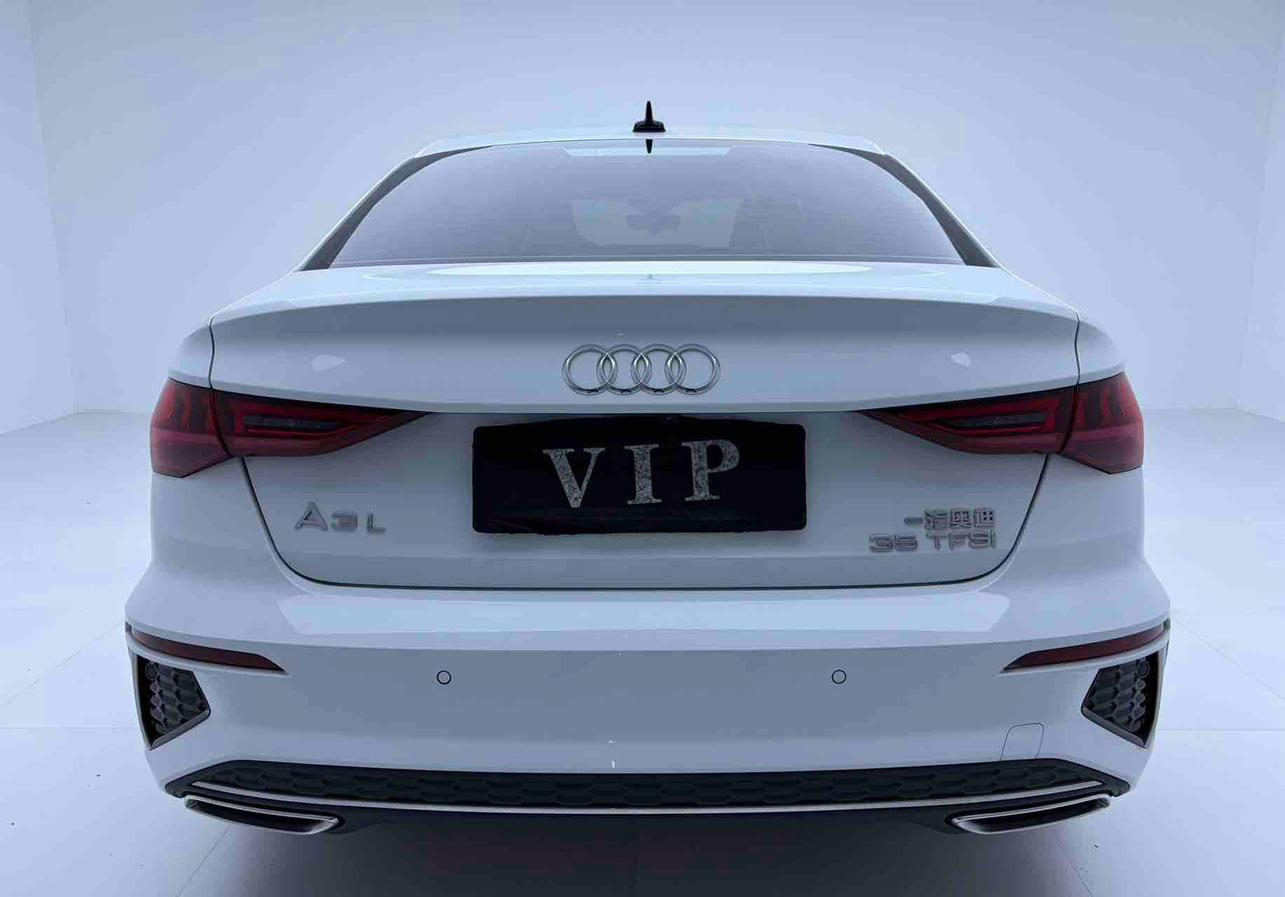 Audi A3 2023 thumb 3