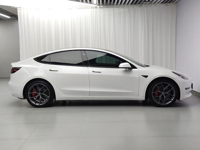 Tesla Model 3 2021 thumb 6