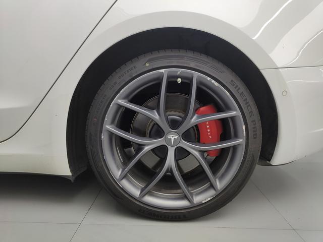 Tesla Model 3 2021 thumb 7