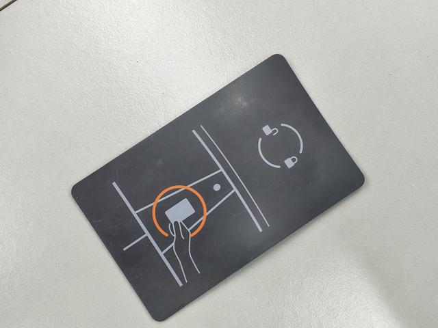 Tesla Model 3 2021 thumb 9