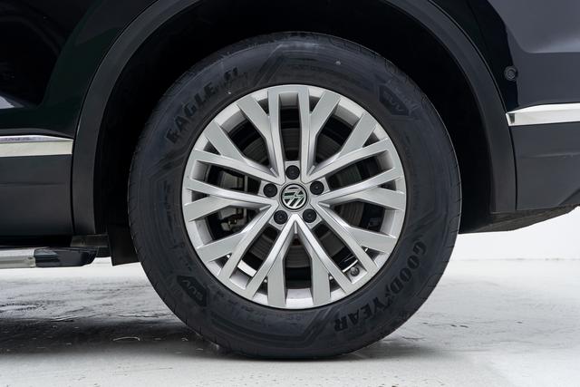 Volkswagen Touareg 2019 thumb 7