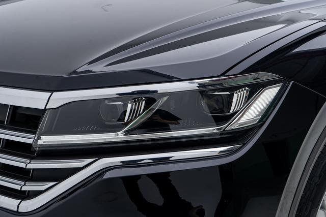 Volkswagen Touareg 2019 thumb 10