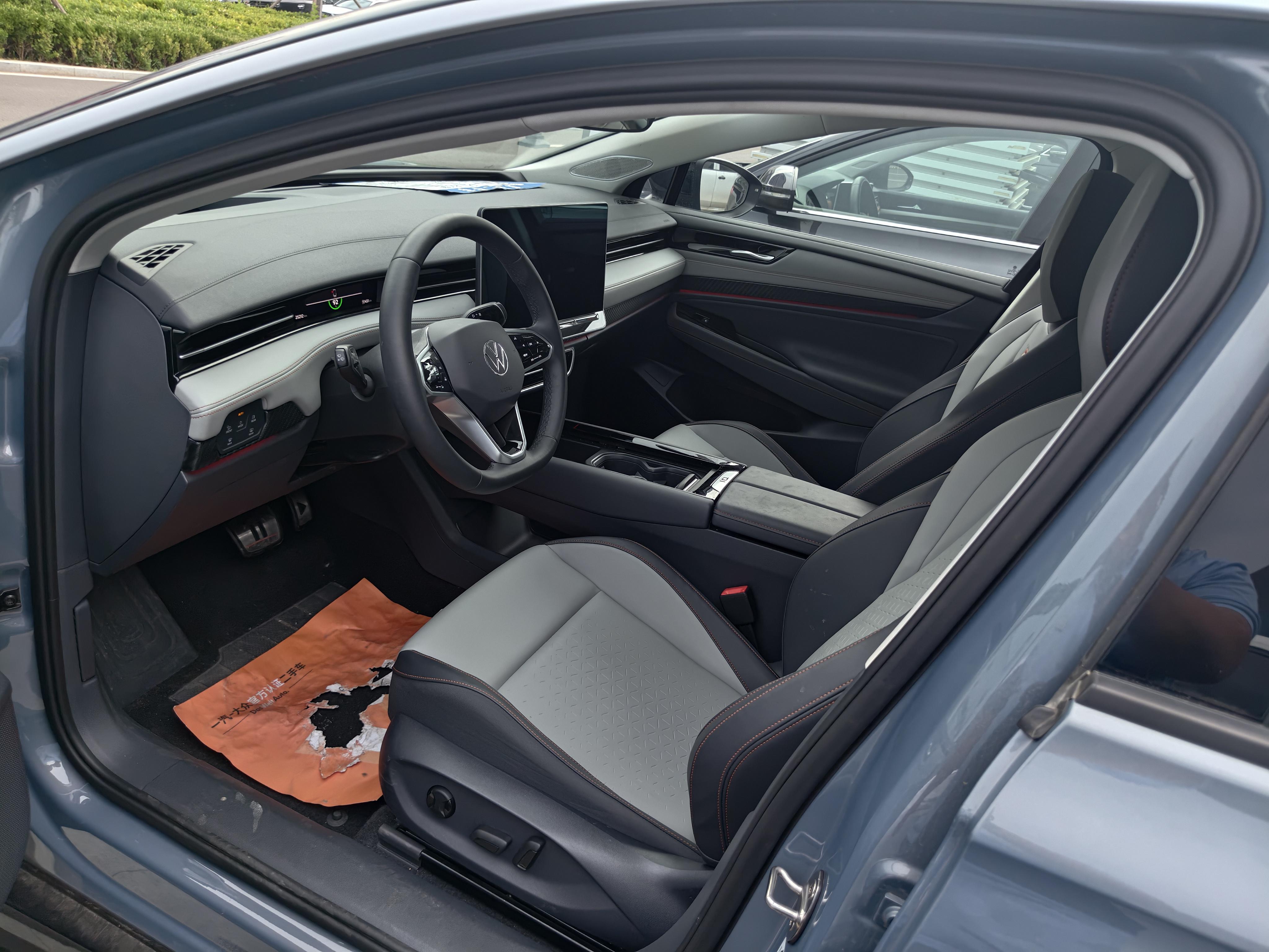 Volkswagen ID.7 2024 thumb 10
