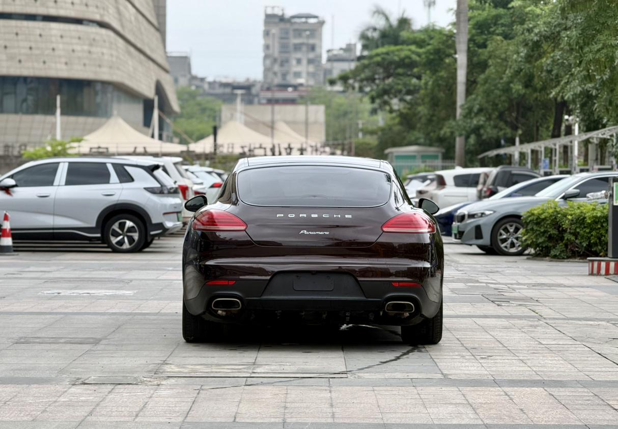 Porsche Panamera 2014 thumb 3