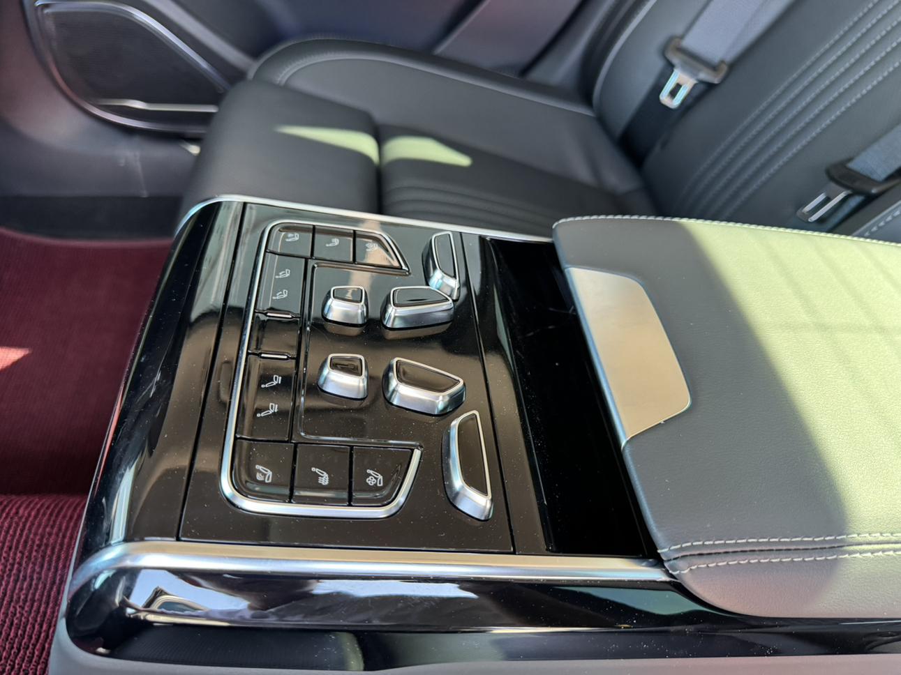 Hongqi H9 2021 thumb 10
