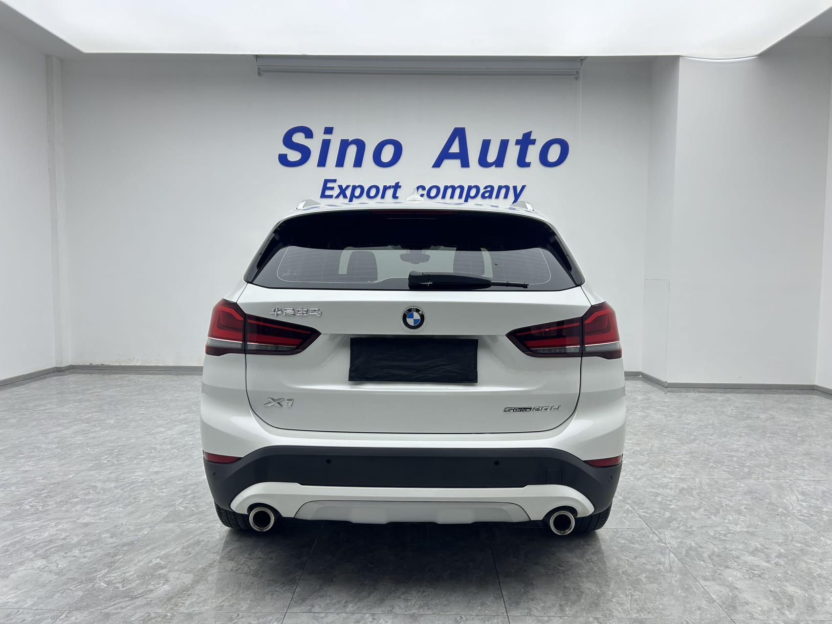 BMW X1 2022 thumb 2